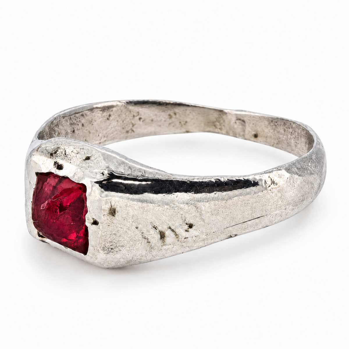 Silver medieval square gemstone ring from Humberside, ruby, three-quarter view