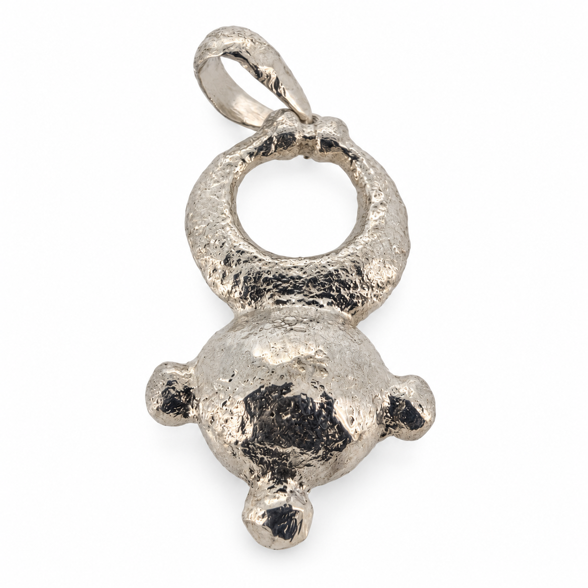 Silver Hampshire pendant showing the domed front, open loop and pendant bail.