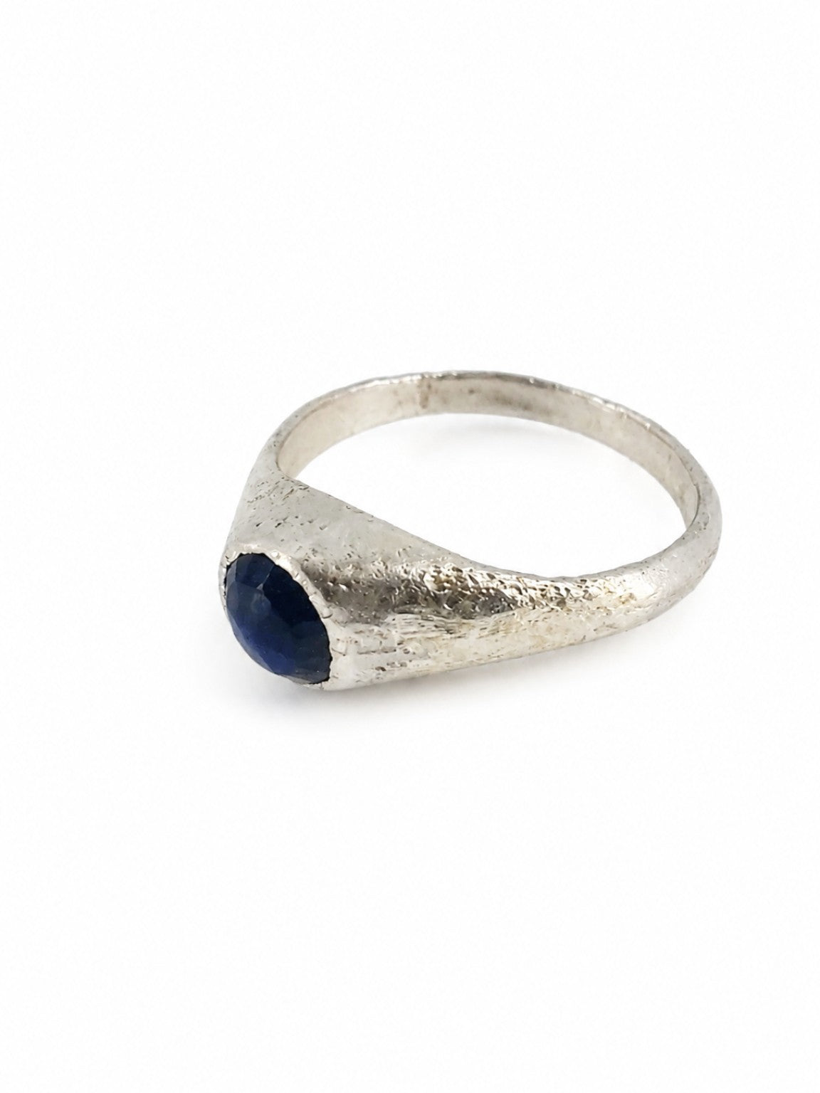 Silver East Yorkshire medieval sapphire stirrup ring showing the raised gemstone setting and handmade surface