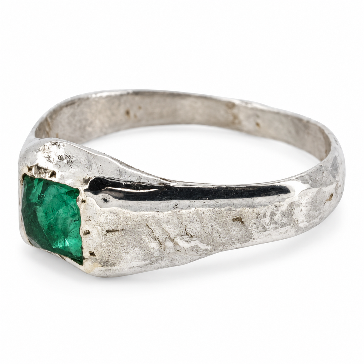Silver medieval square gemstone ring from Humberside, emerald, three-quarter view